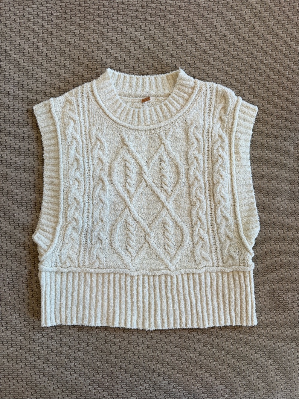 Free People White Cable Knit Cropped Sweater Vest